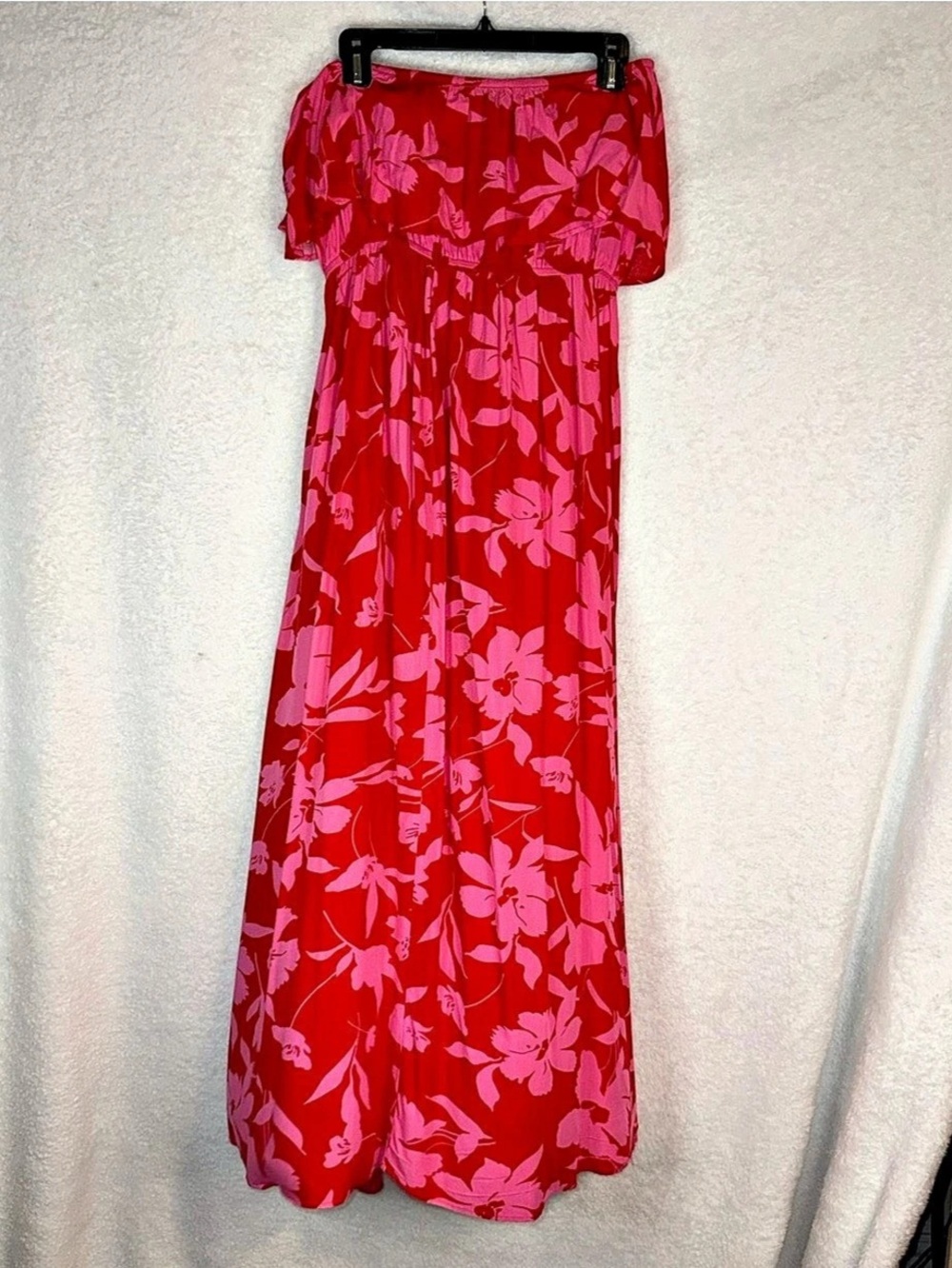 BP. Red Floral Strapless Smocked Bodice Maxi Dress Floral Maxi Dress in Red &